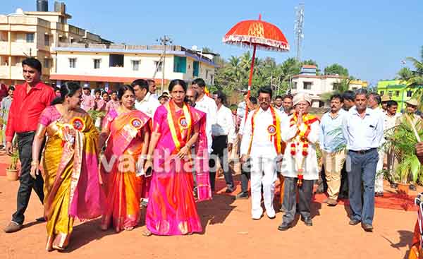 ದೇರಳಕಟ್ಟೆ: ‘ರತ್ನೋತ್ಸವ’-2016 ಉದ್ಘಾಟನೆ